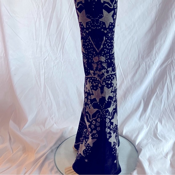 NWT! Anna Sui for Free People pull on flare leg pants with free tee. Size 28. - Picture 6 of 10